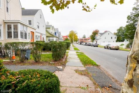 233 N Park Street East Orange NJ 07017