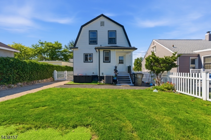 265 Grove Street Woodbridge NJ 07095