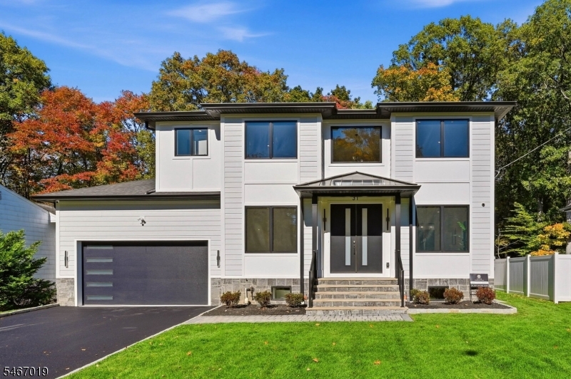 31 Ashwood Drive Livingston NJ 07039