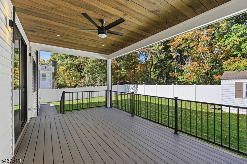 31 Ashwood Drive Livingston NJ 07039