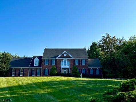 2 Harvest Lane Washington NJ 07853