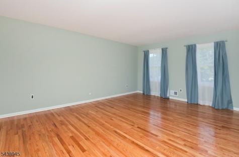 6 Dana Court South Brunswick NJ 08540