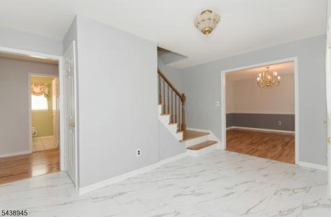 6 Dana Court South Brunswick NJ 08540