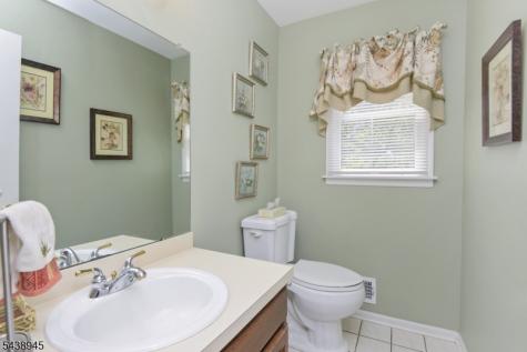 6 Dana Court South Brunswick NJ 08540
