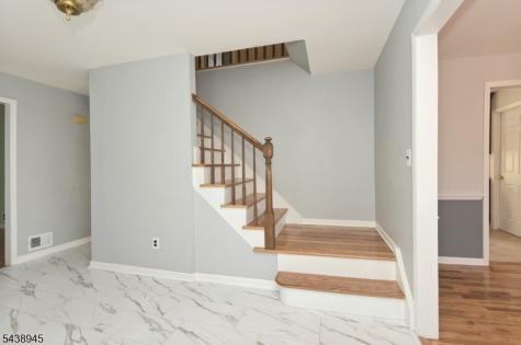 6 Dana Court South Brunswick NJ 08540