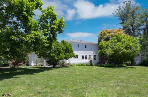 6 Dana Court South Brunswick NJ 08540