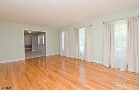 6 Dana Court South Brunswick NJ 08540