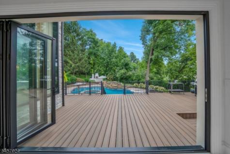 5 Abbington Way Mendham NJ 07945