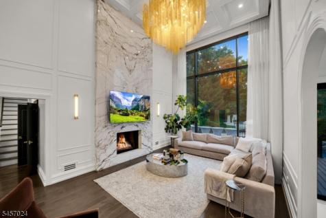5 Abbington Way Mendham NJ 07945