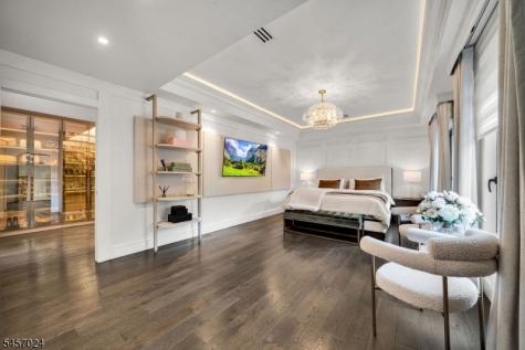 5 Abbington Way Mendham NJ 07945