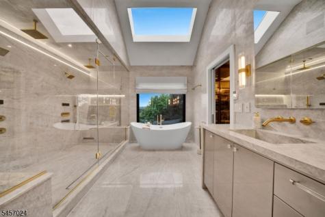 5 Abbington Way Mendham NJ 07945