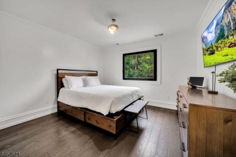 5 Abbington Way Mendham NJ 07945