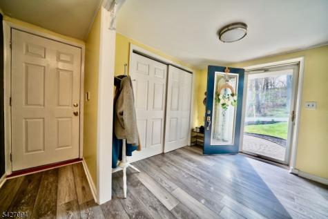 51 Lounsberry Hollow Road Vernon NJ 07461