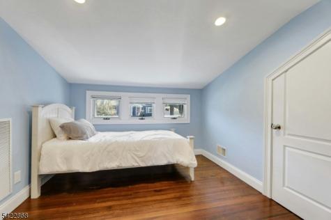 28 Harper Terrace Cedar Grove NJ 07009