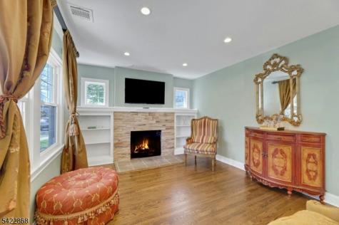 28 Harper Terrace Cedar Grove NJ 07009