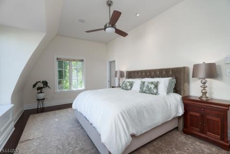 8 Flanders Valley Court Montgomery NJ 08558