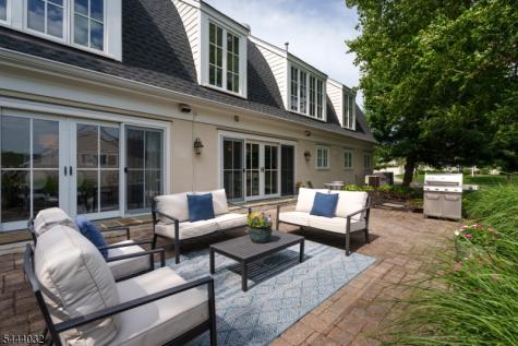 8 Flanders Valley Court Montgomery NJ 08558