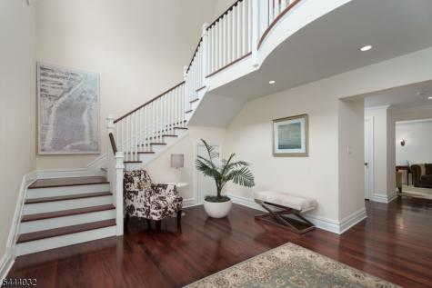 8 Flanders Valley Court Montgomery NJ 08558