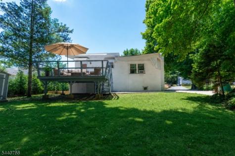 221 Lakeview Drive Ridgewood Village NJ 07450