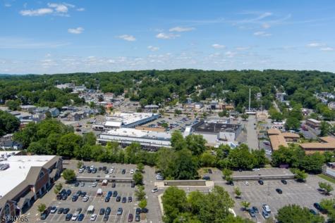221 Lakeview Drive Ridgewood Village NJ 07450