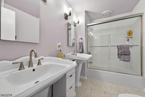 103 Oak Crest Drive Branchburg NJ 08853
