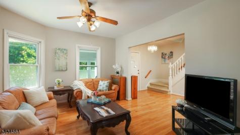 61 W Clay Avenue Roselle Park NJ 07204