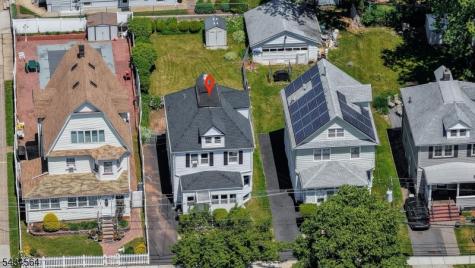 61 W Clay Avenue Roselle Park NJ 07204