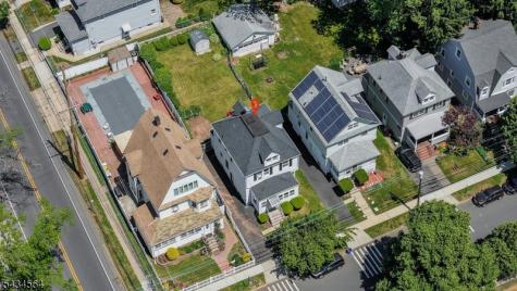 61 W Clay Avenue Roselle Park NJ 07204