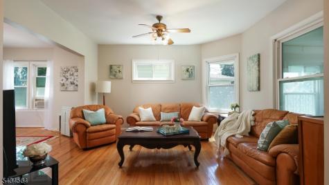 61 W Clay Avenue Roselle Park NJ 07204