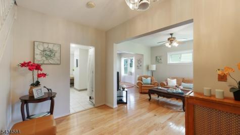 61 W Clay Avenue Roselle Park NJ 07204