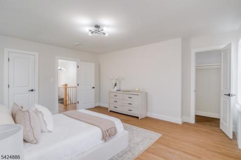 148 Hansbury Avenue Newark NJ 07112