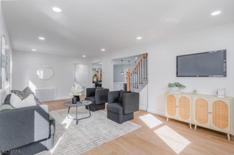 148 Hansbury Avenue Newark NJ 07112