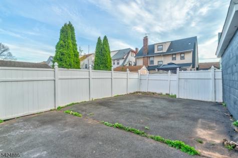 148 Hansbury Avenue Newark NJ 07112