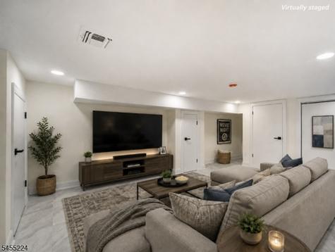 187 Rutledge Avenue East Orange NJ 07017