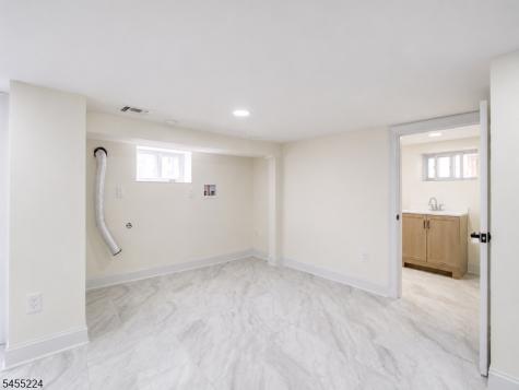 187 Rutledge Avenue East Orange NJ 07017