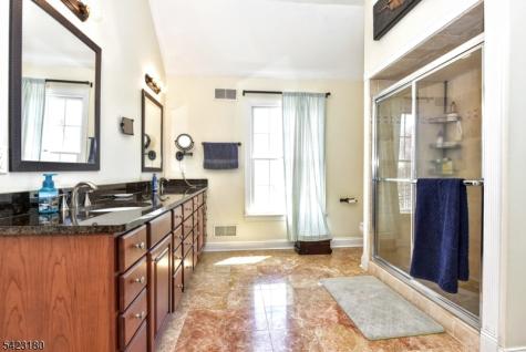 1 Kingsland Road Montville NJ 07005