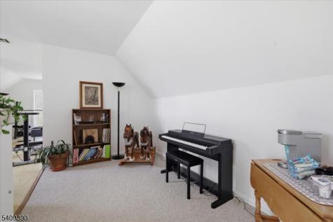 738 County Road 519 White NJ 07823