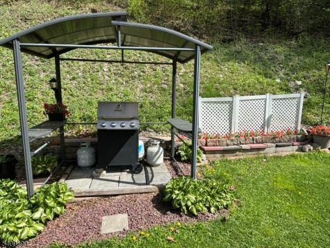 738 County Road 519 White NJ 07823