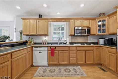 738 County Road 519 White NJ 07823