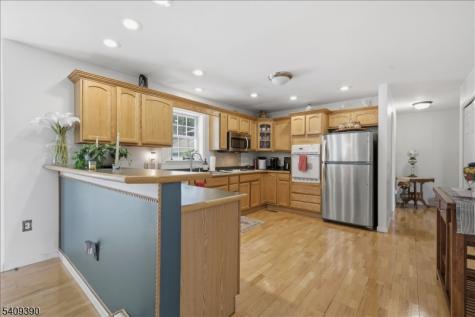 738 County Road 519 White NJ 07823