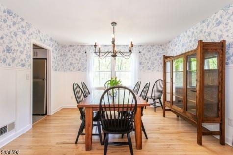 87 Oakdale Road Chester NJ 07930