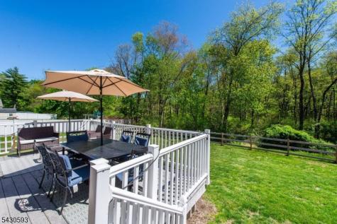 87 Oakdale Road Chester NJ 07930