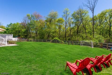 87 Oakdale Road Chester NJ 07930