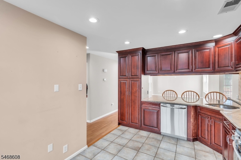 44 Plantation Road Readington NJ 08889