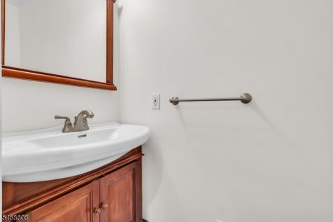 44 Plantation Road Readington NJ 08889
