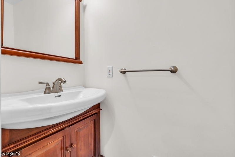 44 Plantation Road Readington NJ 08889