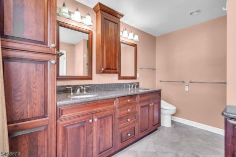 44 Plantation Road Readington NJ 08889