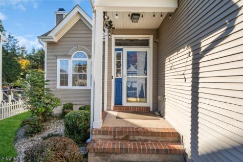 44 Plantation Road Readington NJ 08889