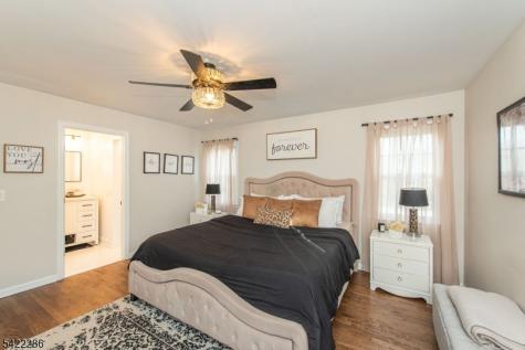 8 Cypress Court Fairfield NJ 07004