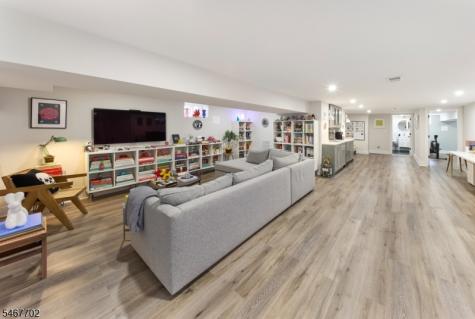 46 Ridgeway Avenue West Orange NJ 07052